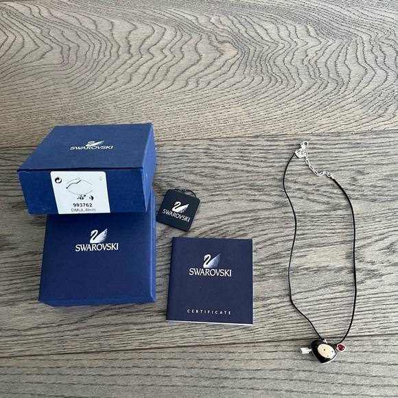 Swarovski Elvis Valentine Pendant - Picture 5 of 6